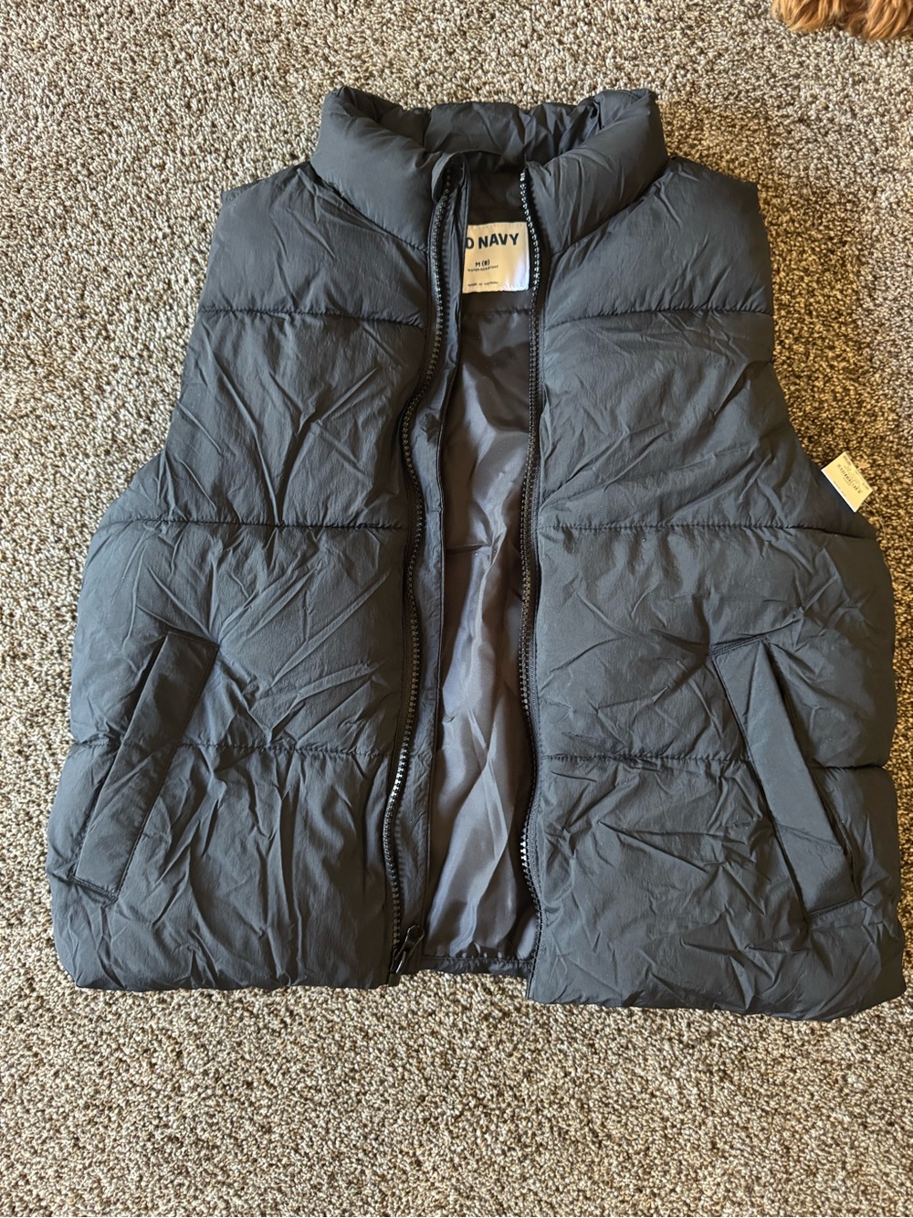 Old Navy Charcoal Quilted Puffer Vest